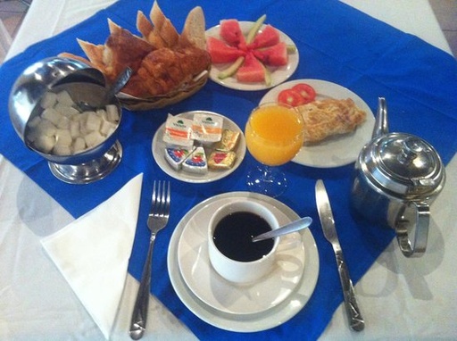 [2310657] PETIT DEJEUNER COMPLET