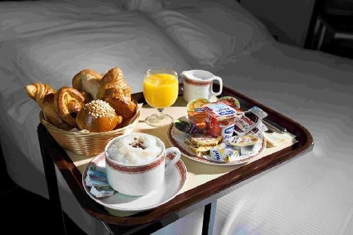 [2345293] PETIT DEJEUNER CONTINENTAL